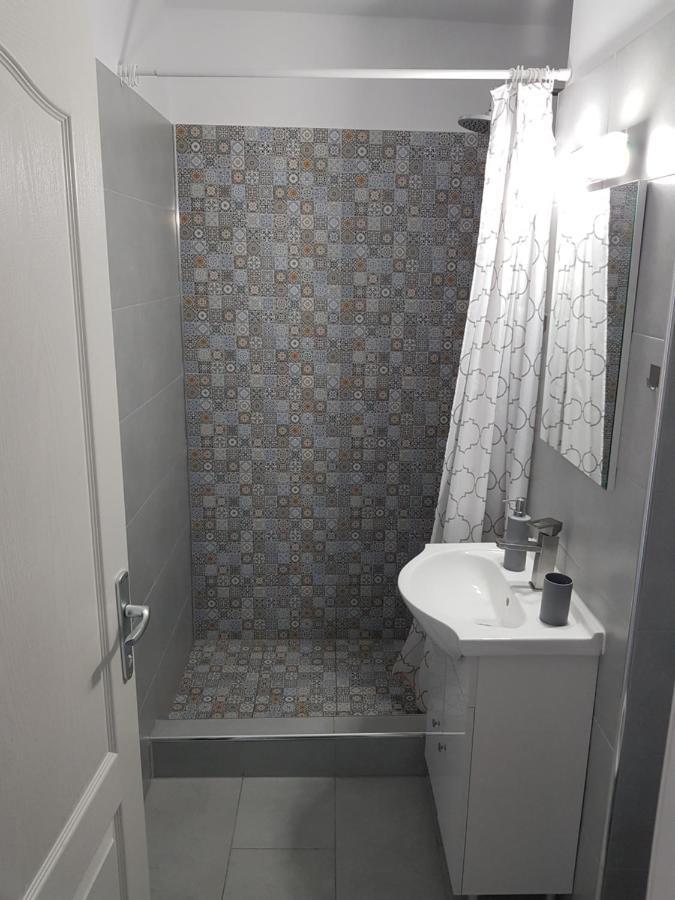 Ana Apartament Râmnicu Vâlcea Extérieur photo